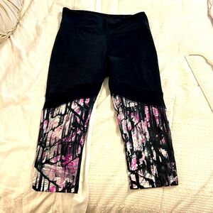 Gaiam Medium yoga leggings